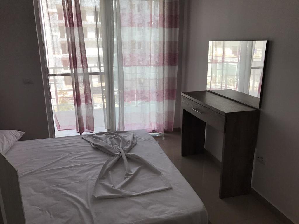 Viktoria'S Apartments Shëngjin Zewnętrze zdjęcie