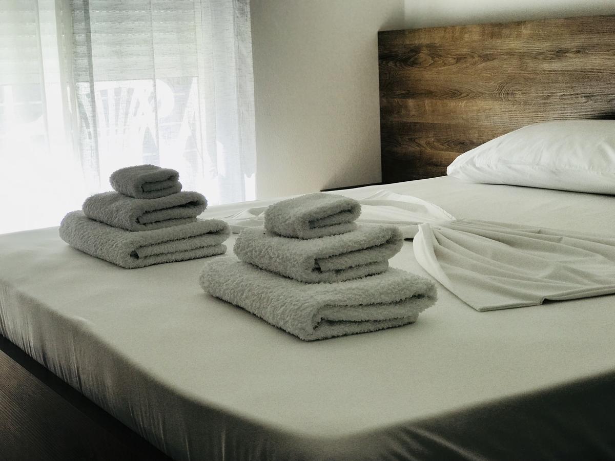 Viktoria'S Apartments Shëngjin Zewnętrze zdjęcie